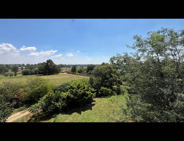 5 BEDROOM FREESTANDING FOR SALE IN BENONI AH